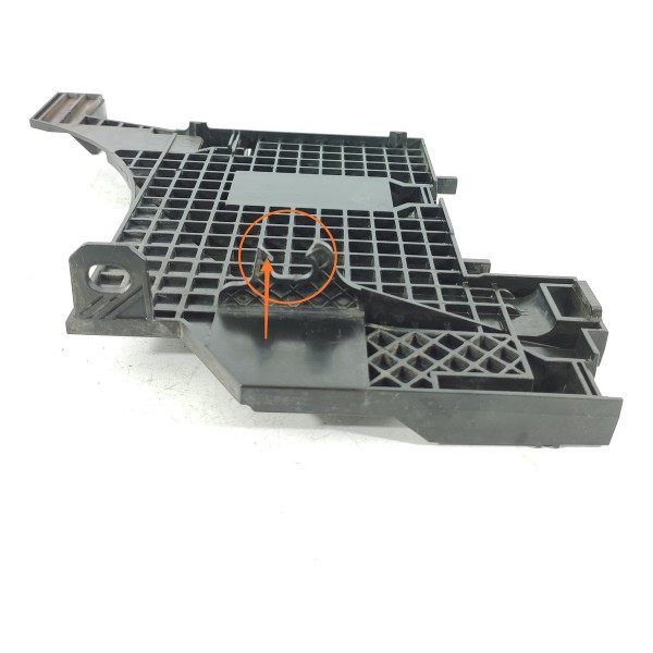 Suporte Base Farol Evoque Direito 2011/2018 Det 13d084a