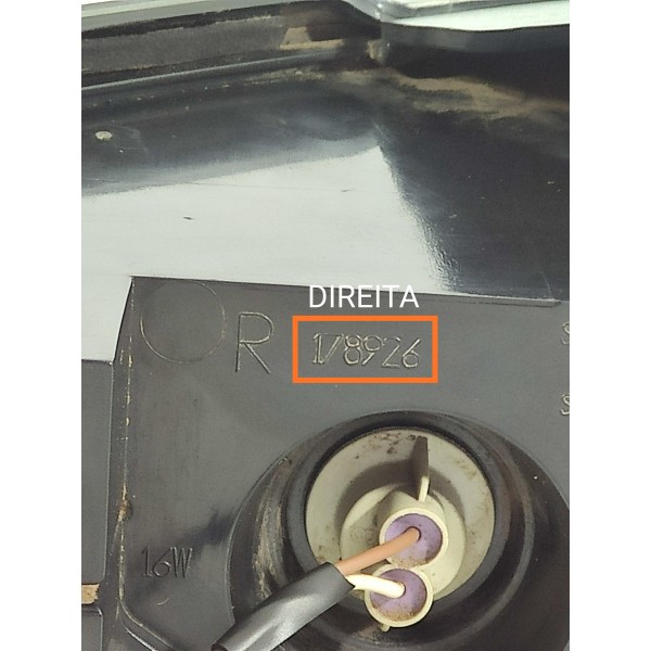 Lanterna Evoque Direita 2011 2012/2016 Sem Detalhes Original Direito/passageiro Preto