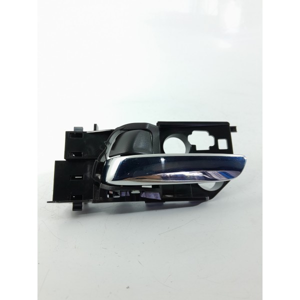 Macaneta Interna Honda Hrv Dianteira Esquerda 2015/2021 Cromado Dianteira