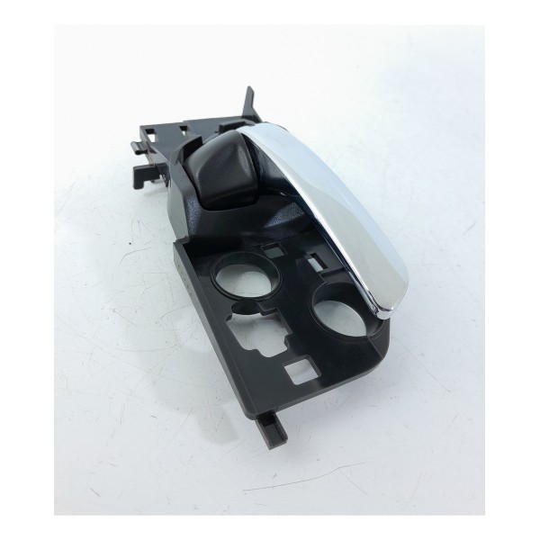 Macaneta Interna Honda Hrv Traseira Direita 2015/2021 Cromado Traseira