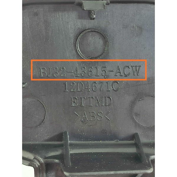 Puxador Tampa Traseira Evoque 2011/2019 Bj3243615acw