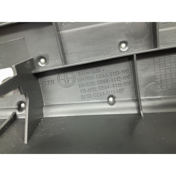 Moldura Painel Multimidia Honda Hrv 2015/2021 Gf644411100 Preto