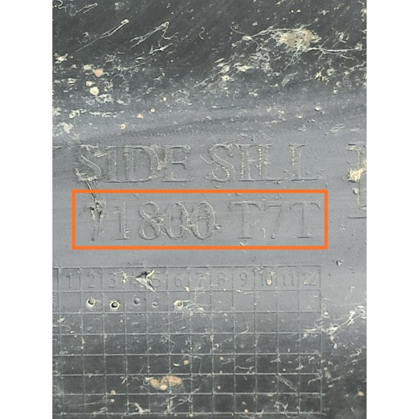 Spoiler Lateral Honda Hrv Direito 2015/2021 Det 71800t7t