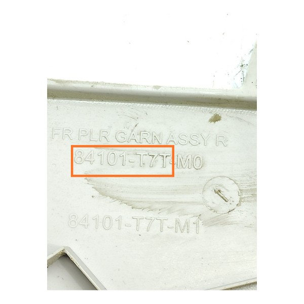 Moldura Coluna Parabrisa Honda Hrv Dir 2015/2021 84101t7t