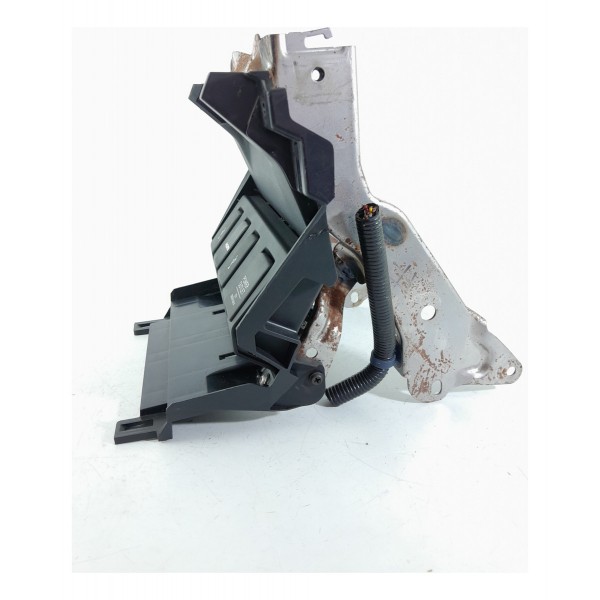 Moldura Painel Entrada Usb 12v Honda Hrv 2015/2021