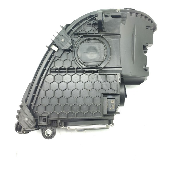 Farol Mercedes C200 C300 Esq Completo 2022/2025 A2069060703 Esquerdo/motorista