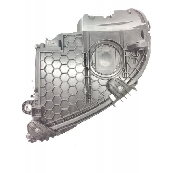 Farol Mercedes C200 C300 Direito Compl 2022/2025 A2069060803 Direito/passageiro