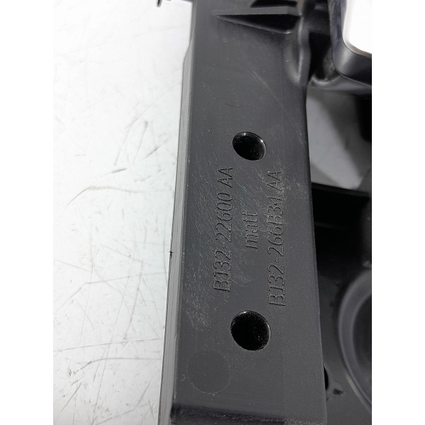 Macaneta Interna Evoque Traseira Dir 2012/2019 Bj3222600aa Cromado Traseira