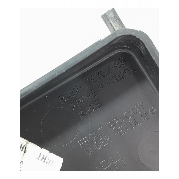 Suporte Farol Evoque Direito 2011 2012/2020 Bj3217e762bb