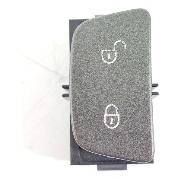 Botao Trava Porta Evoque Dianteira Dir 2012/2019 Bj3214017ab