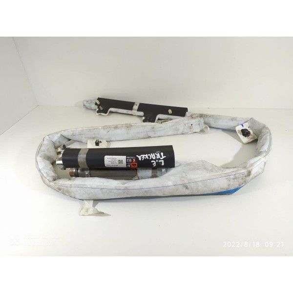 Cortina Teto Tracker Esquerda 2020 2021 2022 2023 2024 2025