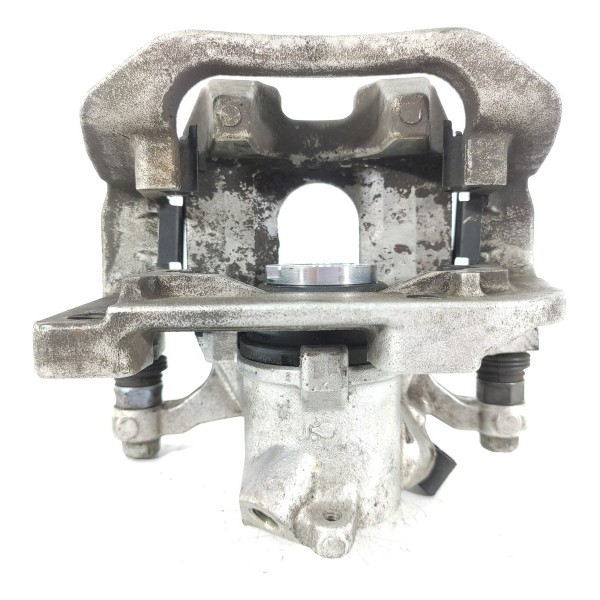 Pinca Bmw 320 G20 Traseira Esquerda 2019/2025