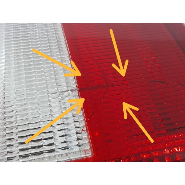 Lanterna Discovery 3 Esquerda 2005/2010 V243c7l0a Det Esquerdo/motorista Vermelho