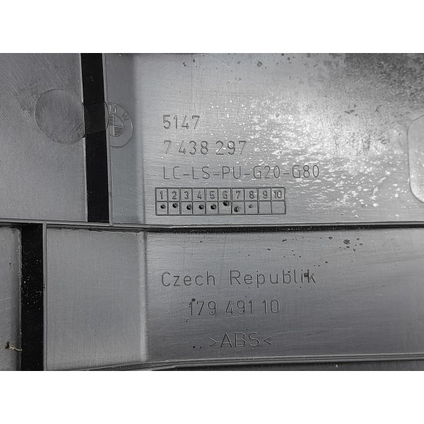 Acabamento Soleira Porta Mala Bmw 320 G20 19/25 51477438297 Preto