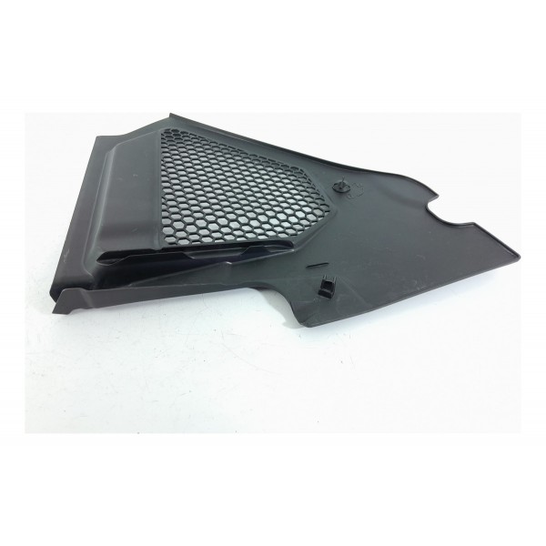 Acabamento Churrasqueira Dir Bmw 320i G20 19/25 7427847 Det Preto Preto