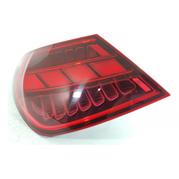 Lanterna Mercedes C200 C300 Esquerda 2022/2025 A2069063300 Esquerdo/motorista Vermelho