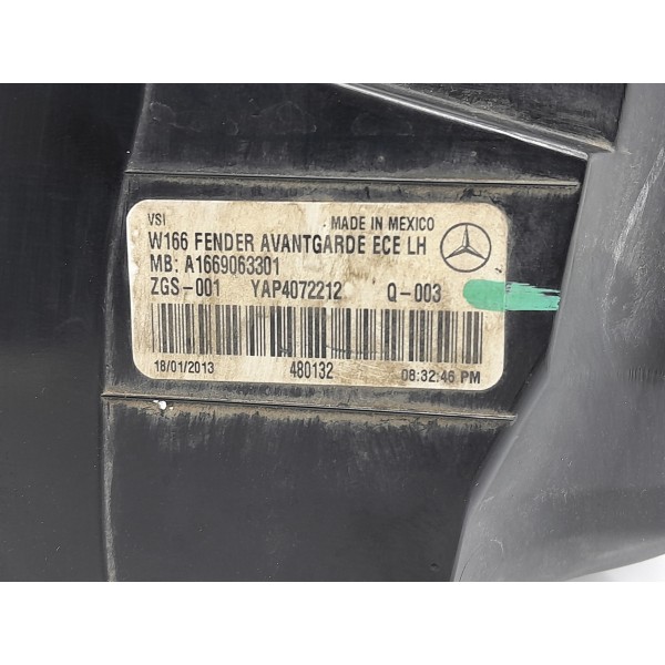 Lanterna Mercedes Ml350 Esquerda 12/15 A1669063301 Det Esquerdo/motorista Vermelho