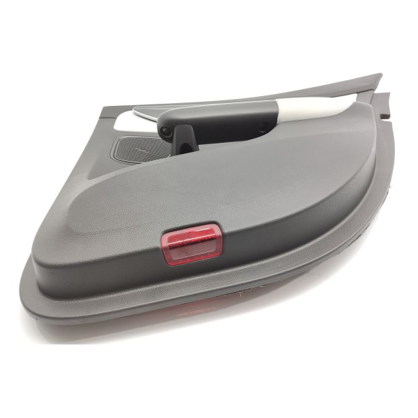 Forro Porta Mercedes C200 C300 Tras Dir 2022/2025 Original