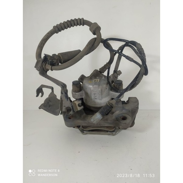 Pinça Bmw 320 328 Gt Dianteira Esquerda 2013/2018 Orig