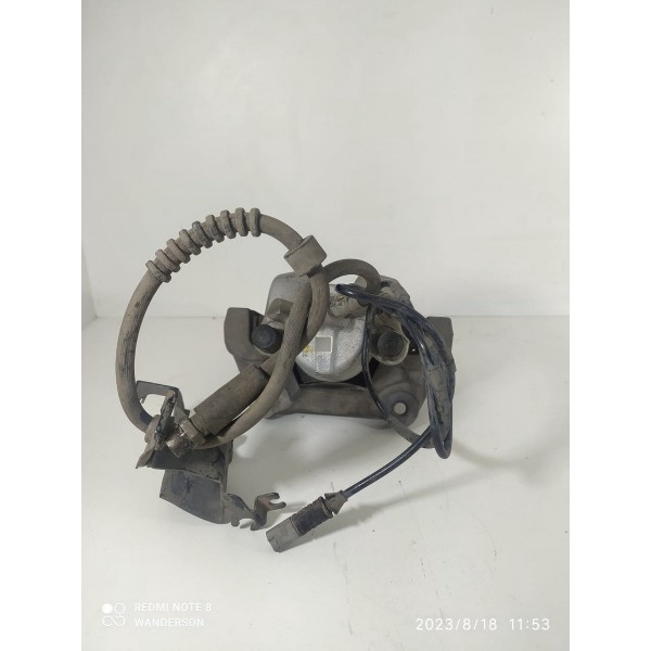 Pinça Bmw 320 328 Gt Dianteira Esquerda 2013/2018 Orig