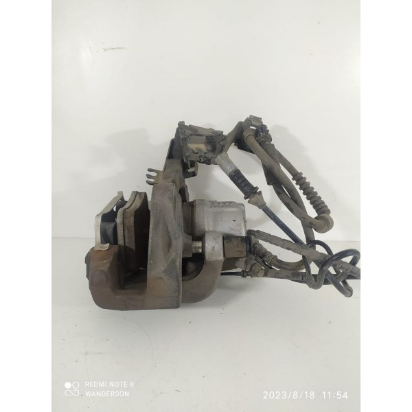 Pinça Bmw 320 328 Gt Dianteira Esquerda 2013/2018 Orig