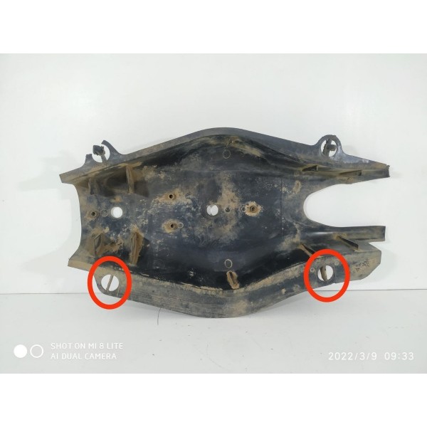 Capa Bandeja Mercedes C180 C200 Tras. Direita 2008 2014 Deta