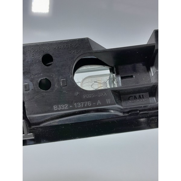 Luz Cortesia Evoque Traseira Direita 2011/2020 Bj3213776aw