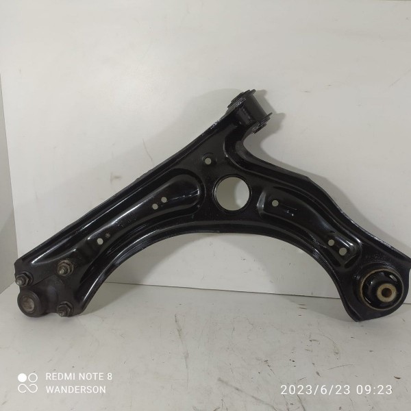 Bandeja Tcross Dianteira Direita 2018/2024 2qb407152c