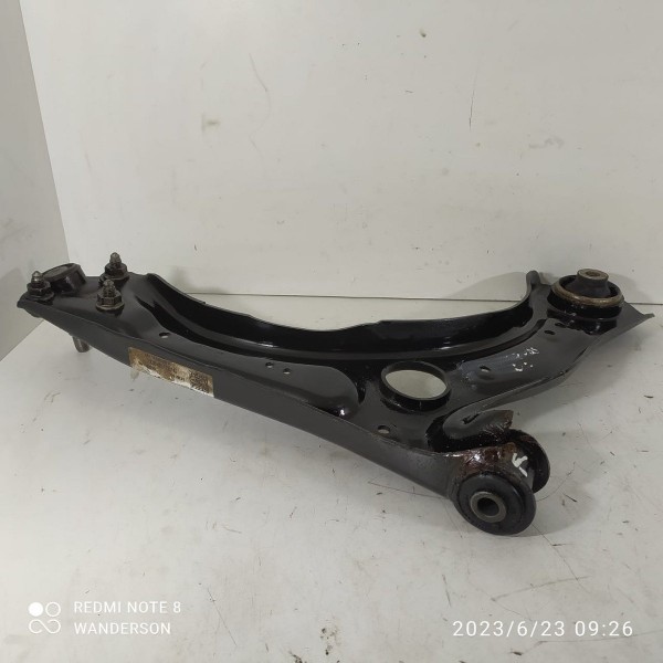 Bandeja Tcross Dianteira Esquerda 2018/2024 2qb407151c