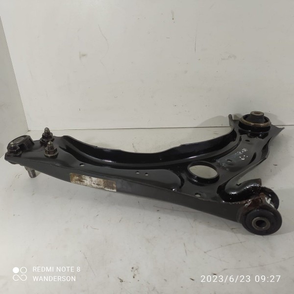 Bandeja Tcross Dianteira Esquerda 2018/2024 2qb407151c