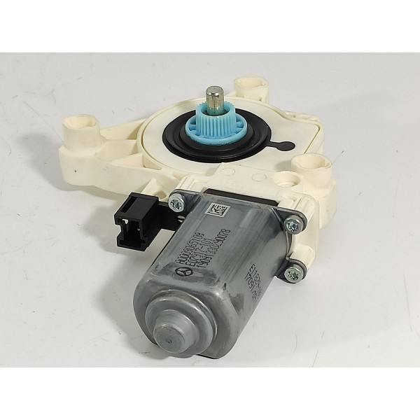 Motor Maquina Vidro Mercedes C200 Direit 2022/25 A0009065108