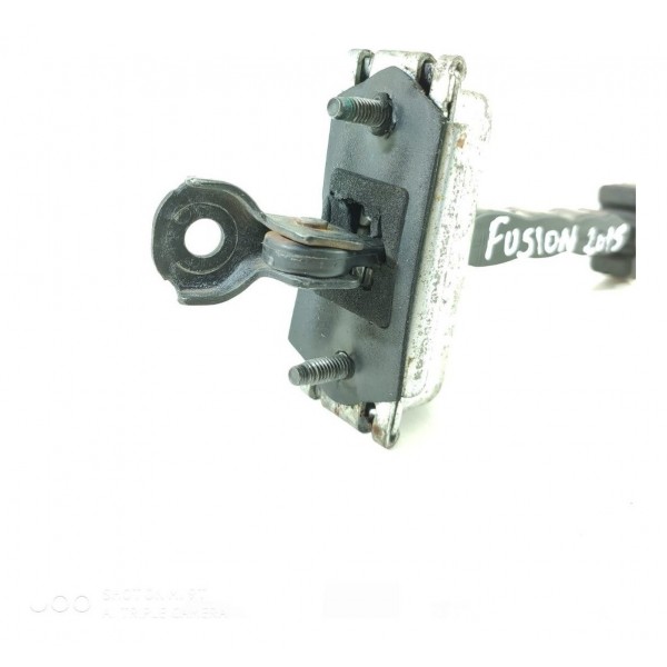 Limitador Porta Fusion Dianteiro Direito 2013 2014 2015 2016
