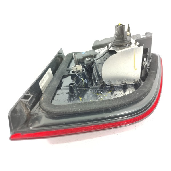 Lanterna Mercedes Ml350 Tampa Esq 2012/2016 A1669068701 Esquerdo/motorista Vermelho