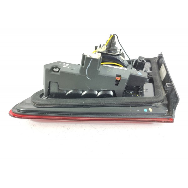 Lanterna Mercedes Ml350 Tampa Esq 2012/2016 A1669068701 Esquerdo/motorista Vermelho