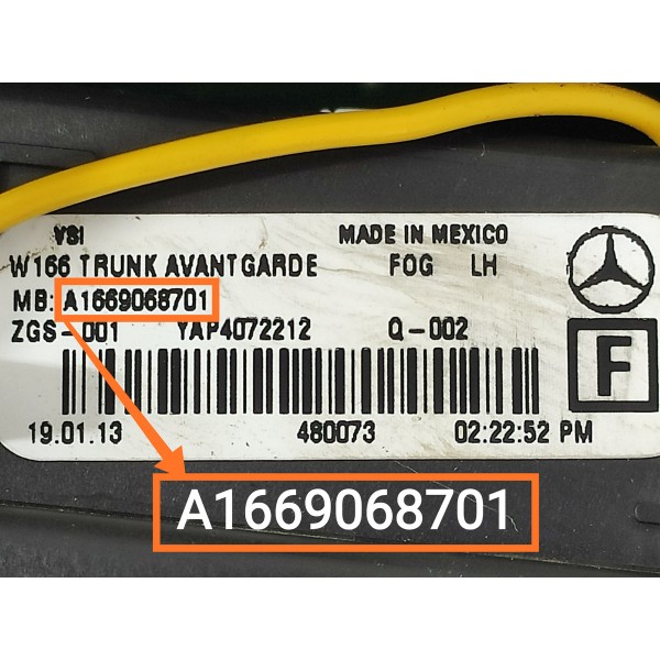 Lanterna Mercedes Ml350 Tampa Esq 2012/2016 A1669068701 Esquerdo/motorista Vermelho