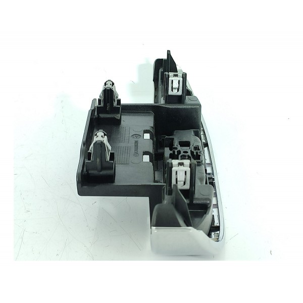 Acabamento Apoia Braco Mercedes C200 2022/2025 A2066803201