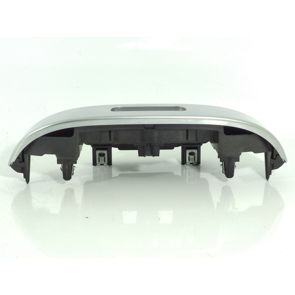 Acabamento Apoia Braco Mercedes C200 2022/2025 A2066803201