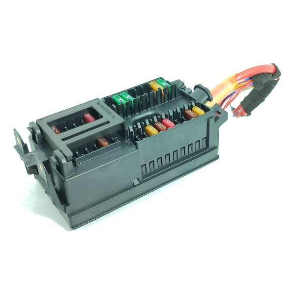 Caixa Fusiveis Mercedes C200 C300 2022/2025 A2239060402