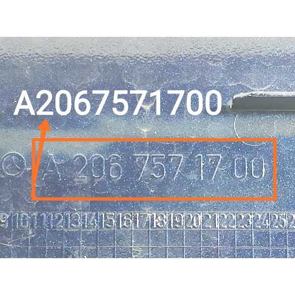 Tampa Portinhola Tanque Mercedes C200 2022/2025 A2067571700 Azul-escuro 2022