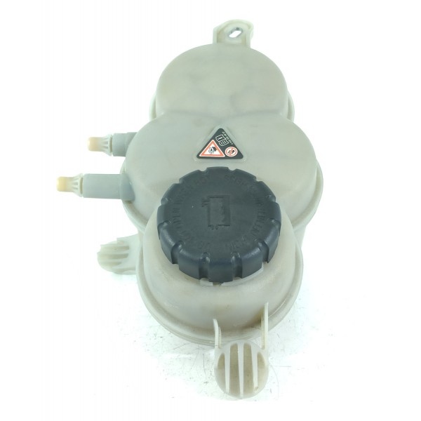 Reservatorio Agua Radiador Mercedes C200 2022/25 A2065000000