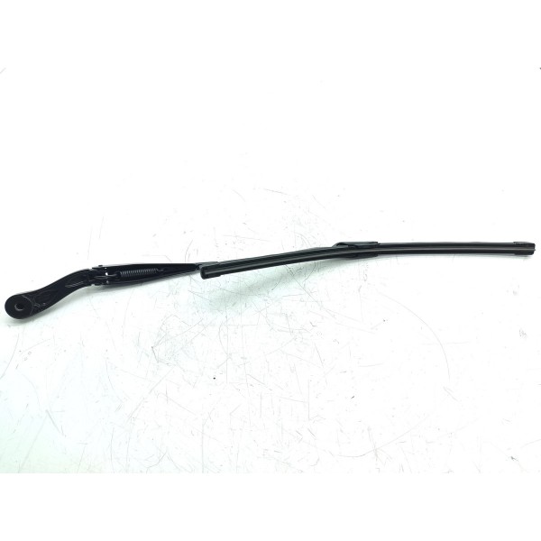 Braco Limpador Mercedes C200 Esquerdo Amg 22/25 A2068200900 Esquerdo