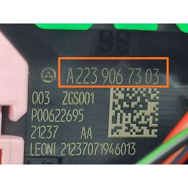 Caixa Fusivel Mercedes C200 2022/2025 A2239067303