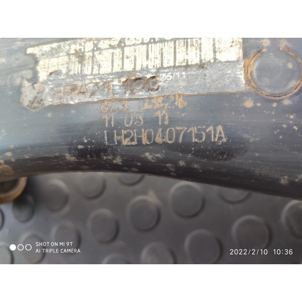 Balanca Bandeja Amarok Dianteira Esquerda Inf 2h0407152a