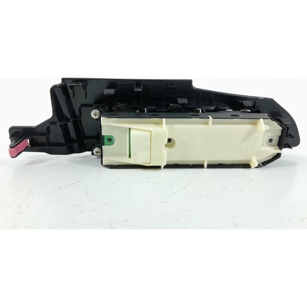 Comando Vidro Corolla Dianteiro Esq 2015/18 8404035060