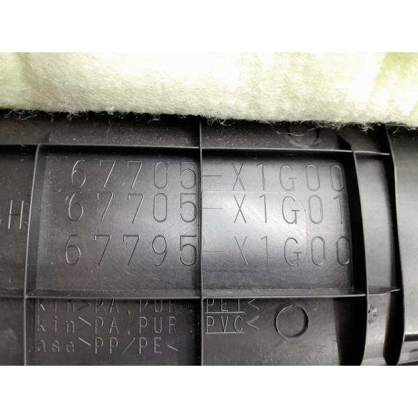 Forro Porta Corolla Dianteiro Dir 15/18 67705x1g00 Preto