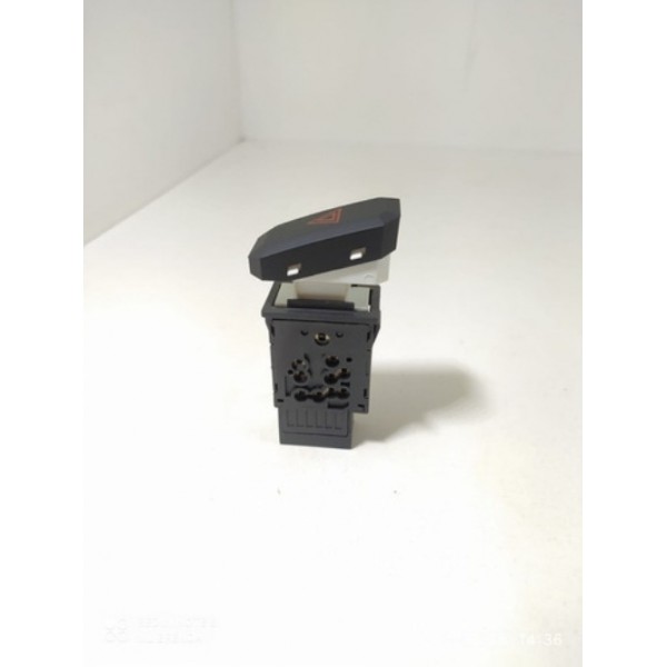 Botao Pisca Alerta Jac T40 2019 3750907u8330 Preto