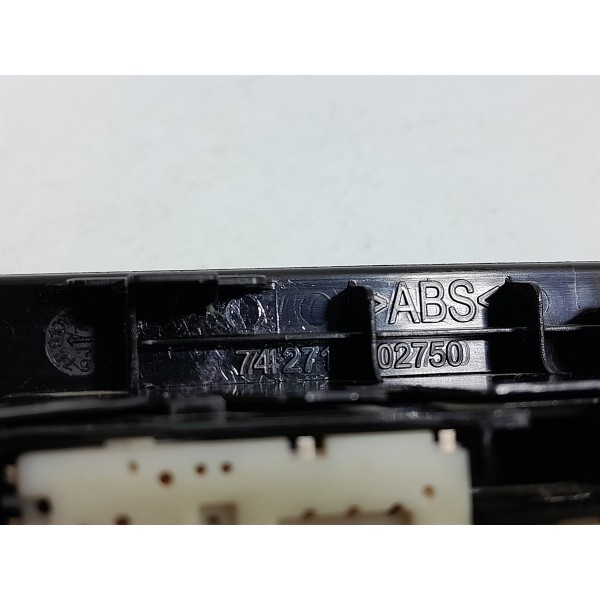 Botao Vidro Corolla Traseiro 20115/2018 7427202750