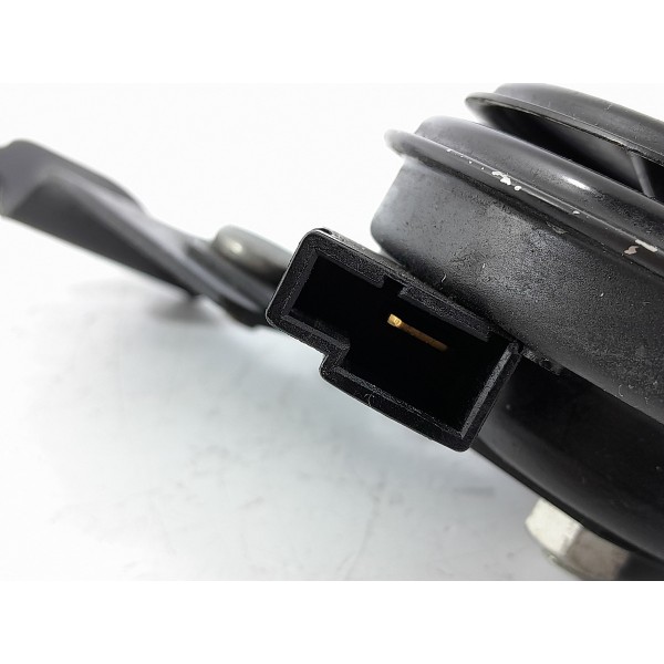 Buzina Toyota Corolla 2015 2016/2018 8656002030