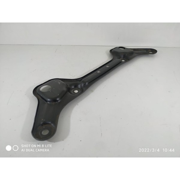 Suporte Travessa Agregado Mercedes C180 2007/14 A2046280011