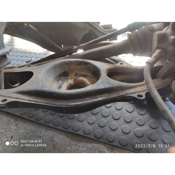 Bandeja Mercedes C180 C200 Traseira Direita 2007/2014